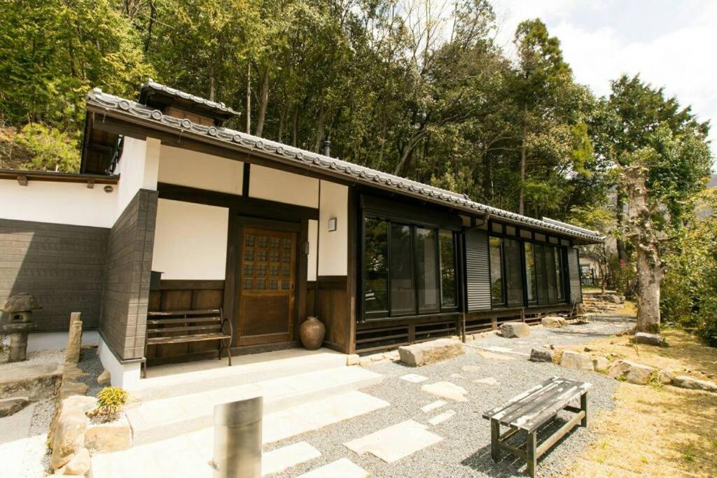 Traditional/modern Paradise In Quiet Area! *