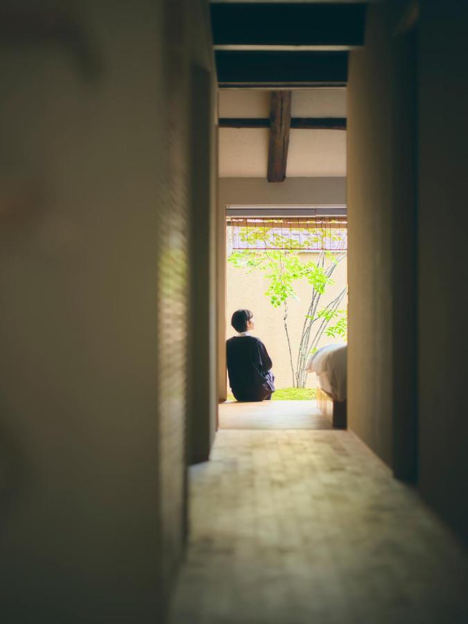 A Day In Khaki - Muromachi
