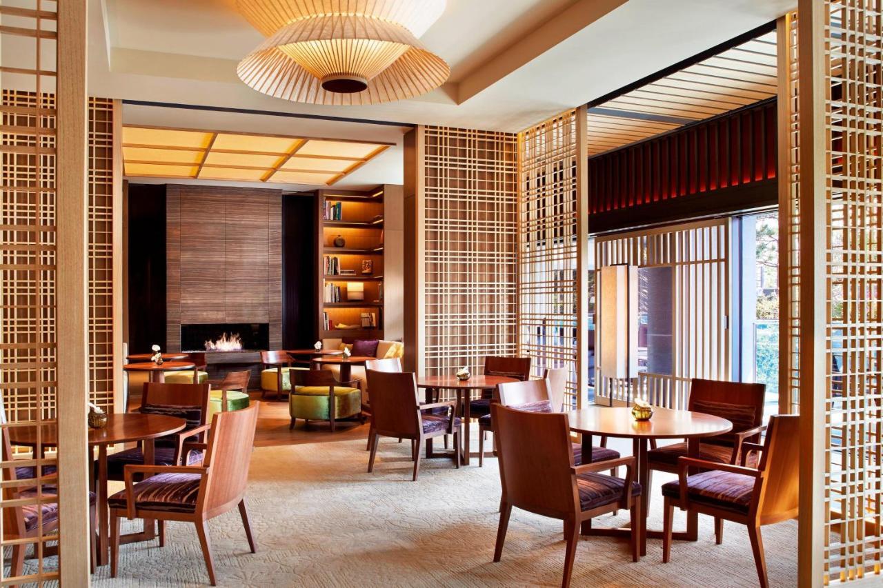 The Ritz-carlton Hotel 5*