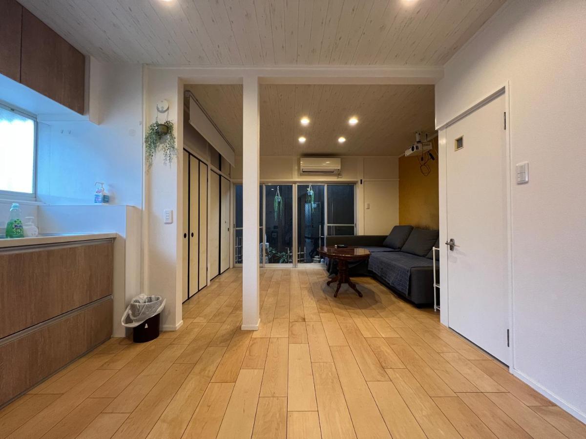 ゲストハウス宮の軒-稲荷参道前 3-floor Family House Chalet *