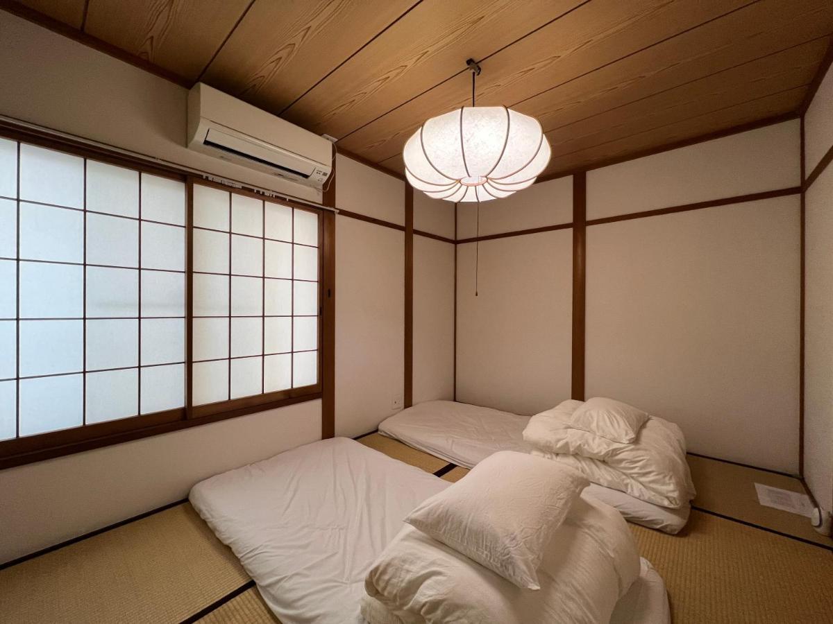 ゲストハウス宮の軒-稲荷参道前 3-floor Family House * Kyoto