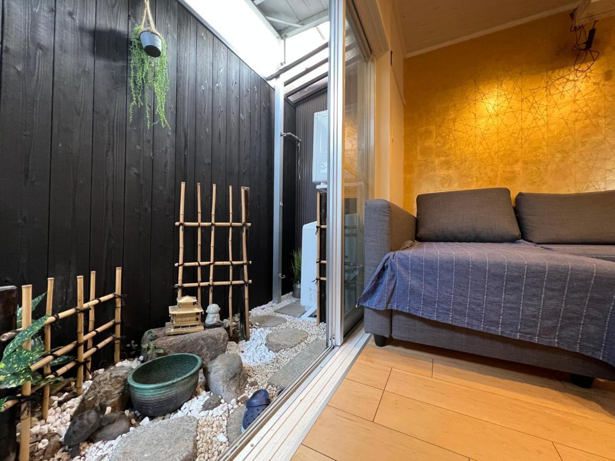 Chalet ゲストハウス宮の軒-稲荷参道前 3-floor Family House *