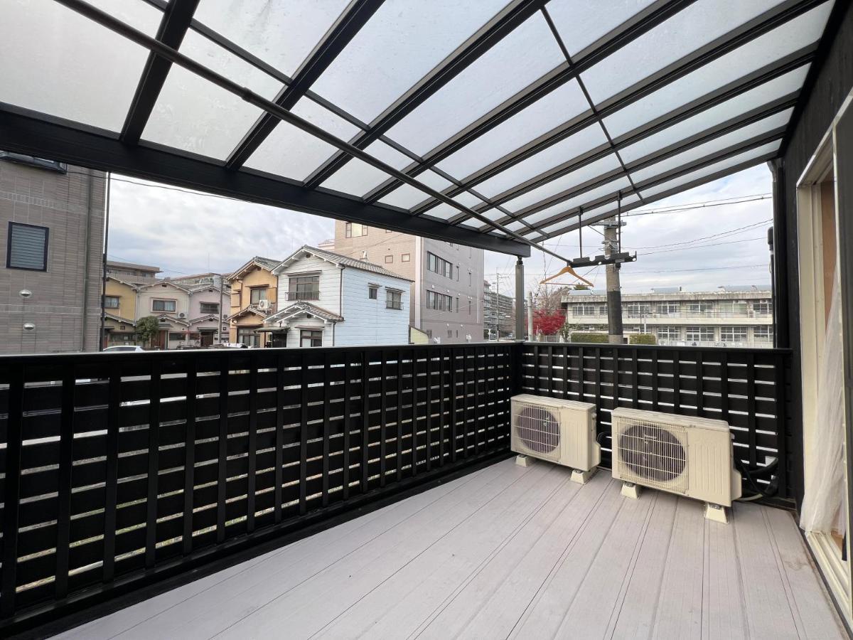 ゲストハウス宮の軒-稲荷参道前 3-floor Family House Chalet *