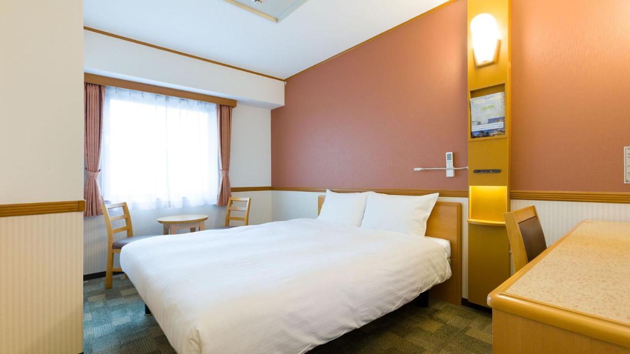 Toyoko Shijo-karasuma 3*