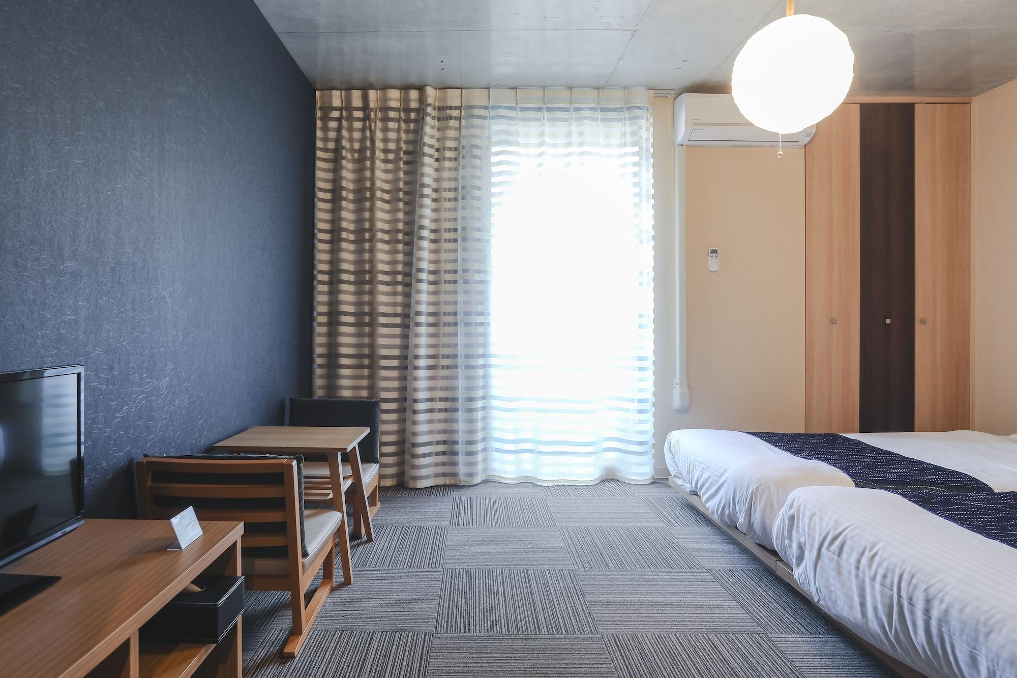 Naganoya Apartment *