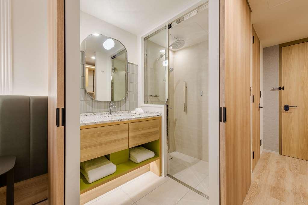 Hotel Hilton Garden Shijo Karasuma 3*