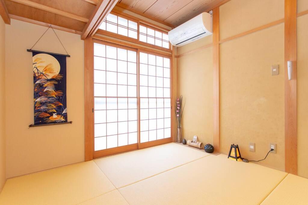 Kanmuritei Up To 7 Pax, 冠邸l和モダン最大7名まで宿泊可能 Kyoto