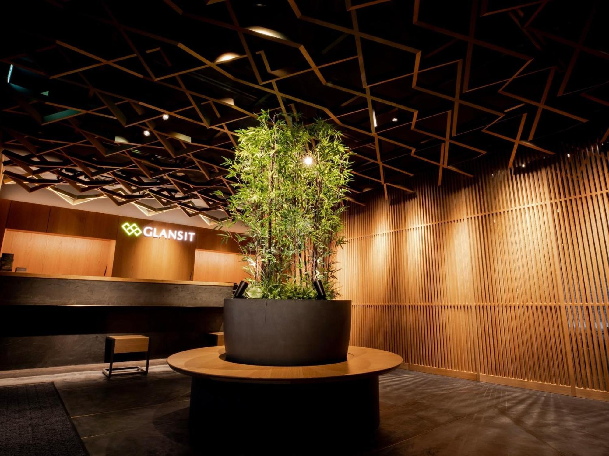 Glansit Kawaramachi Capsule hotel