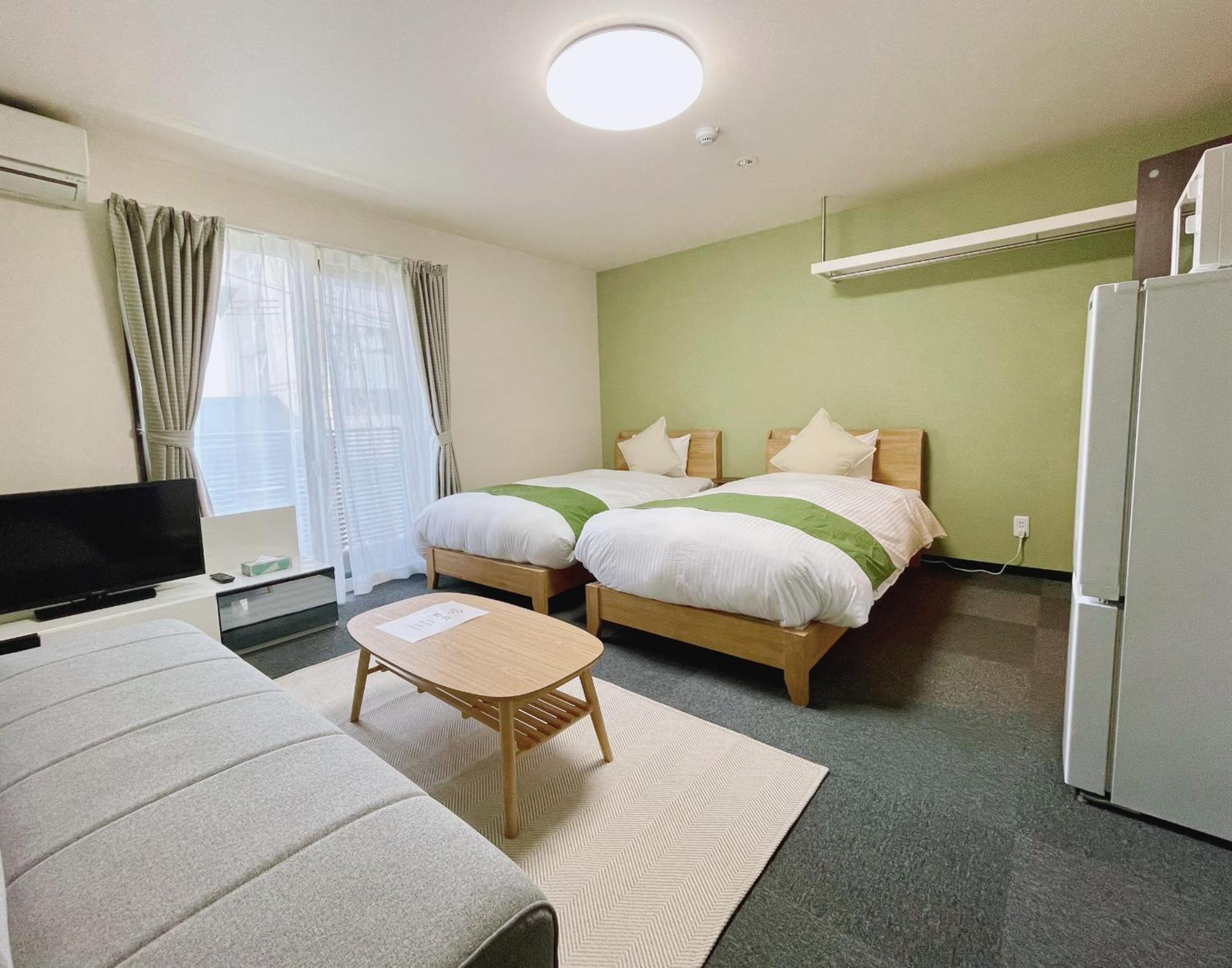 Calm Nijo Apartment