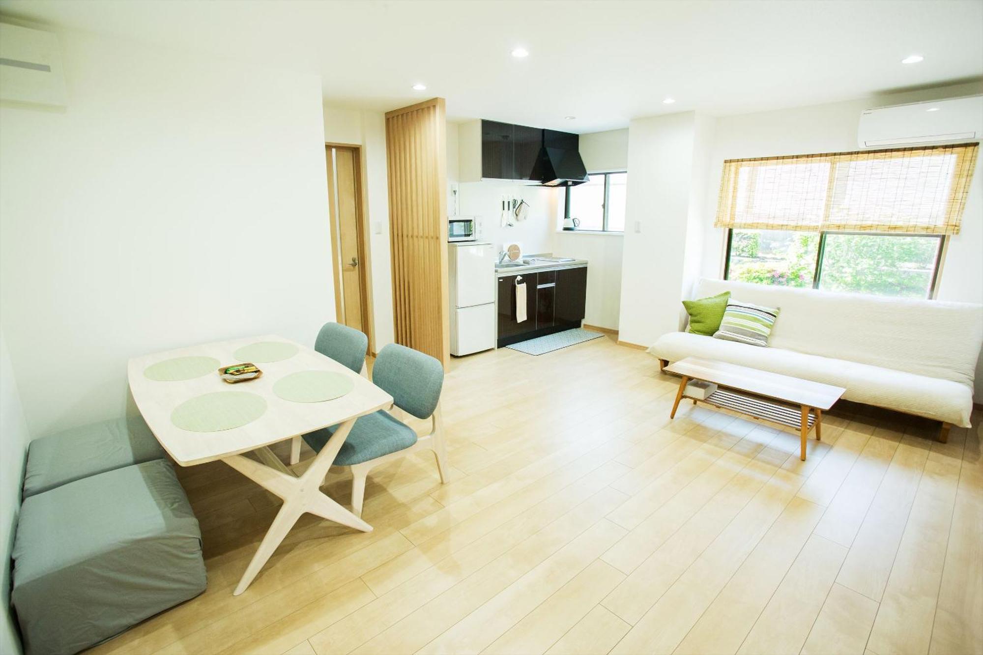 Apartment Hasunoha *