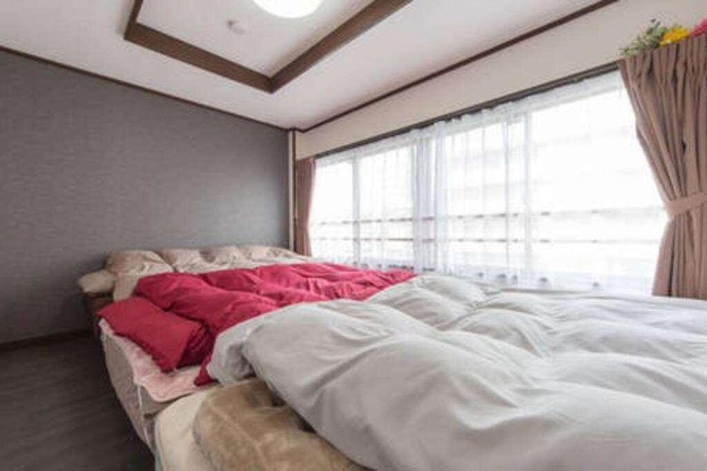 Royce Hanazono Apartment *