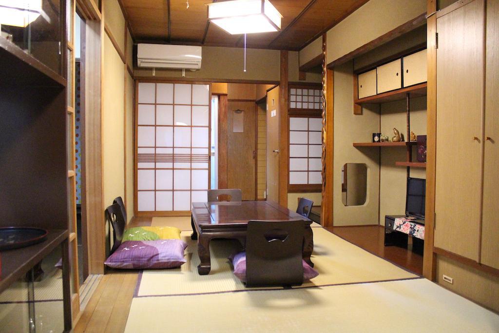 Higashiyama Jao *