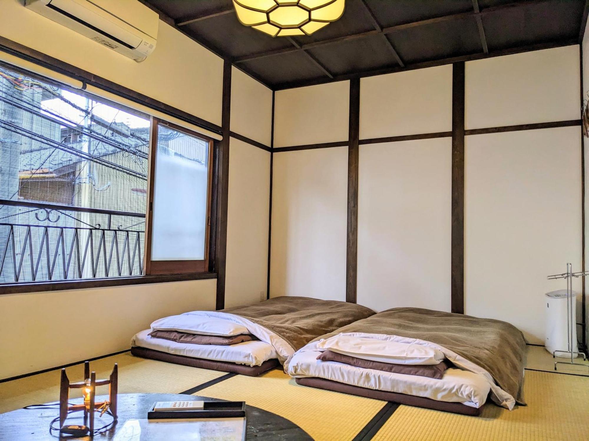 Itoya *