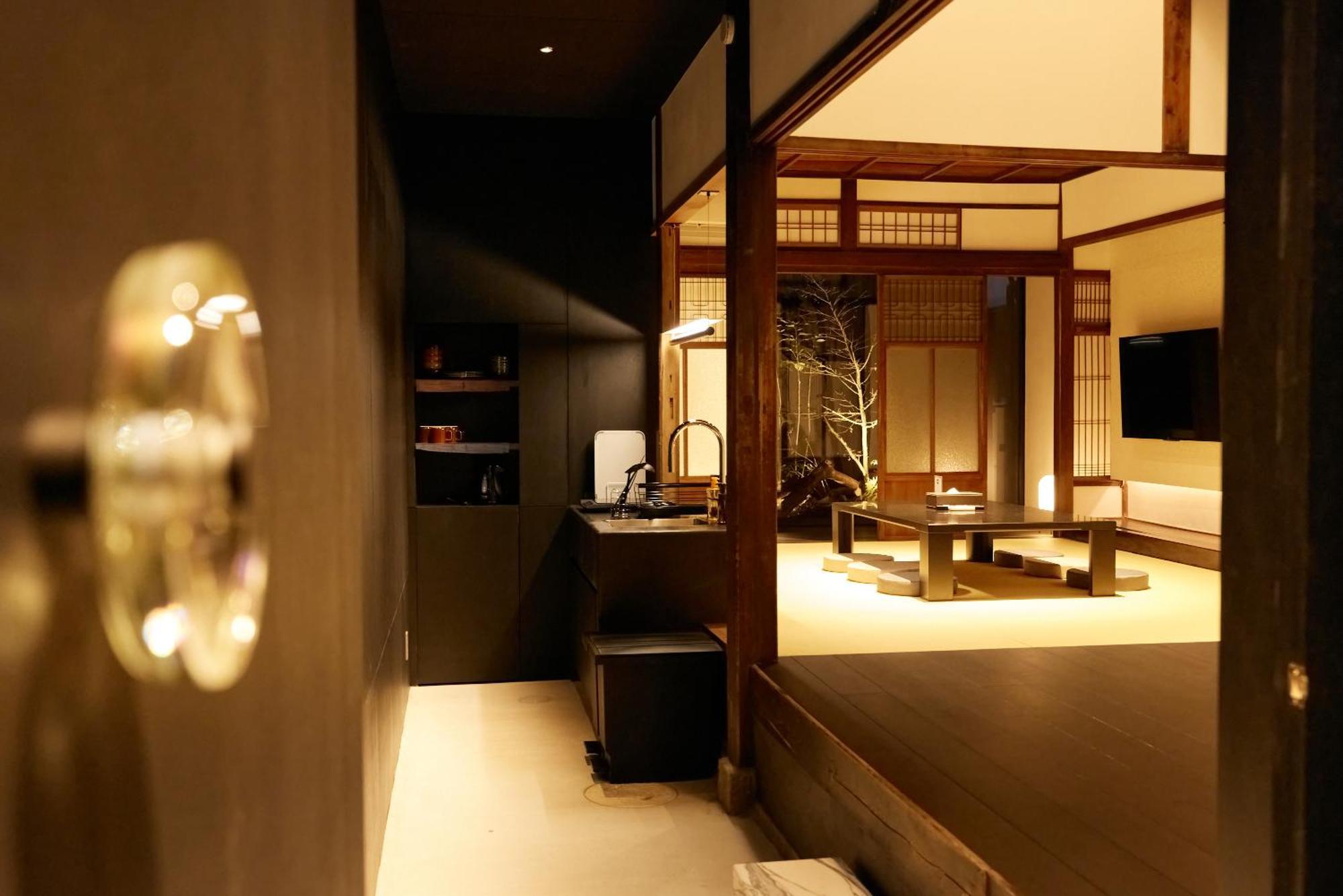 紡　上鱗形町