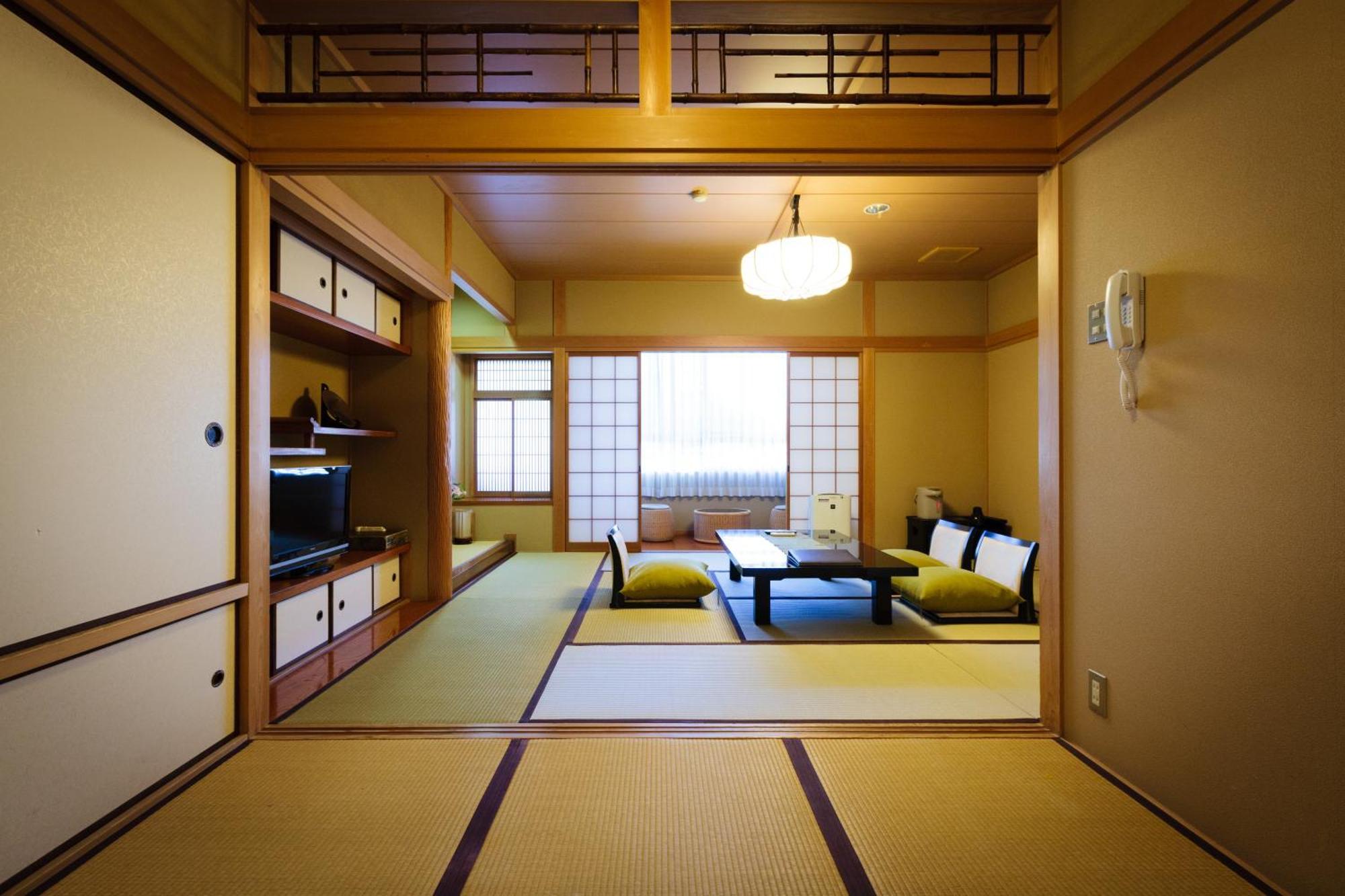 Kinoe Ryokan