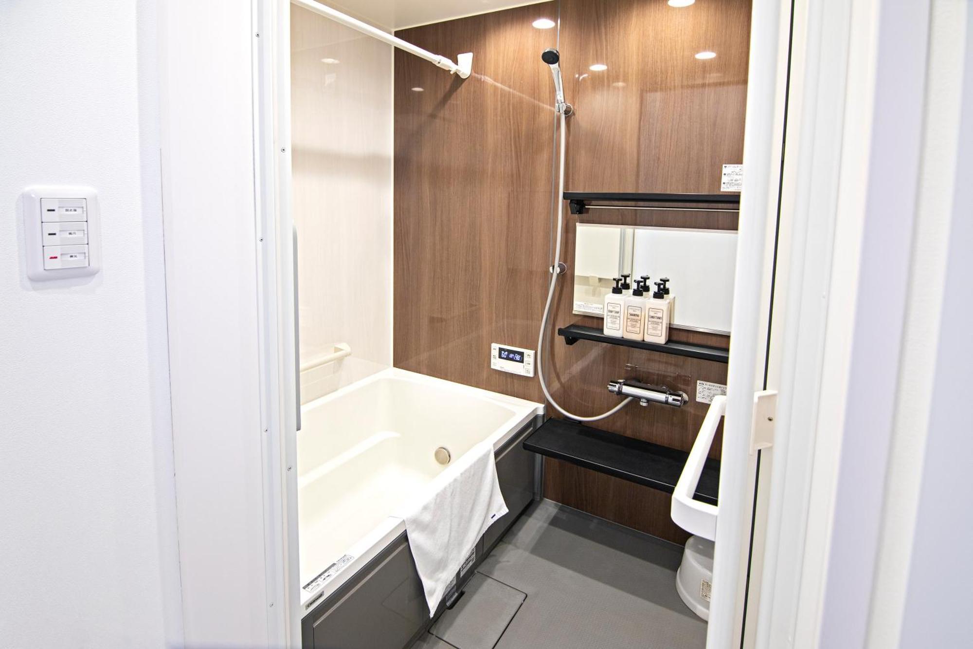 二条 秋 Designer House 新築 2ldk 1階庭付き 4人宿泊可能 Villa *