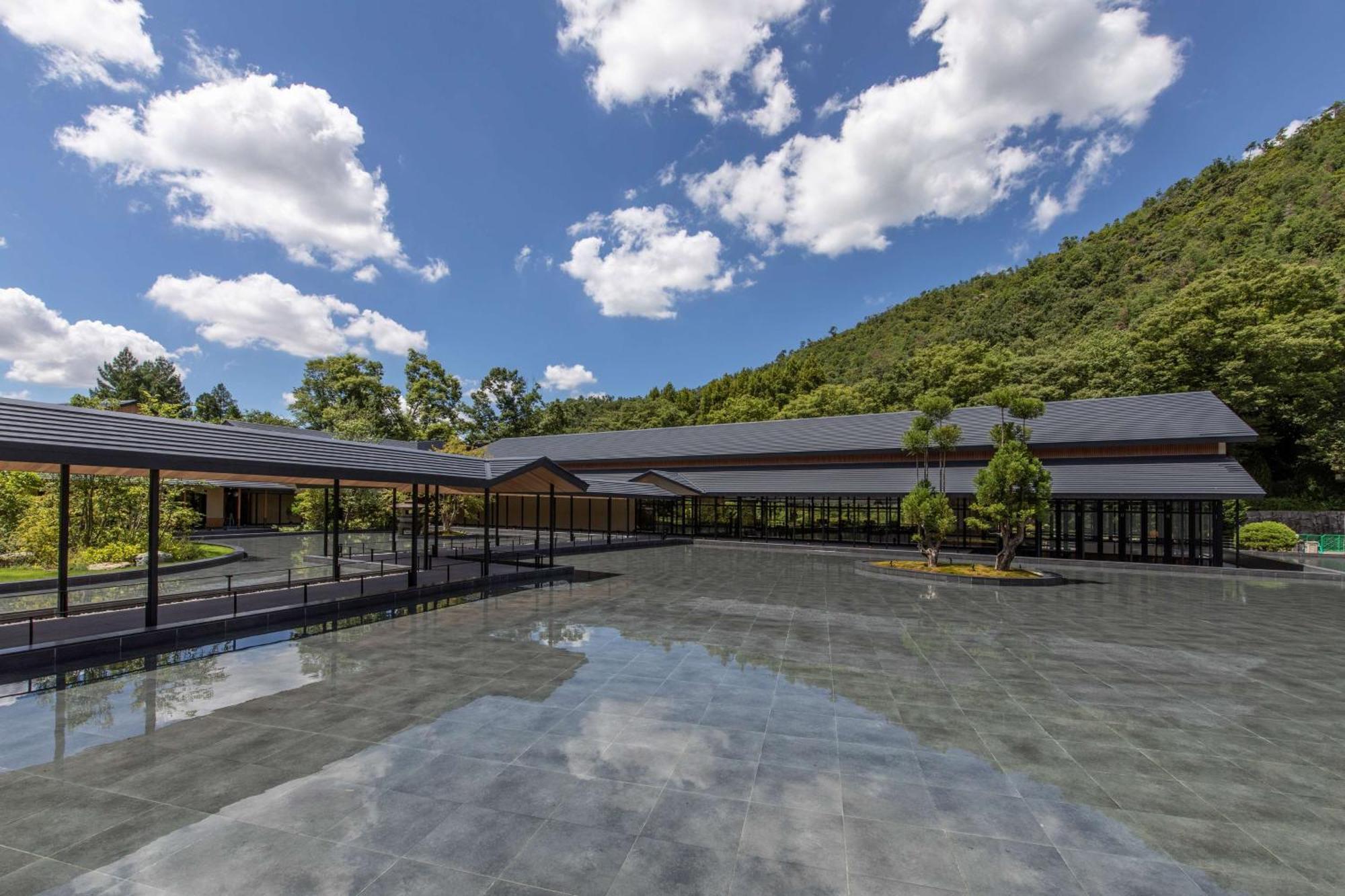 Resort Roku Kyoto, Lxr &