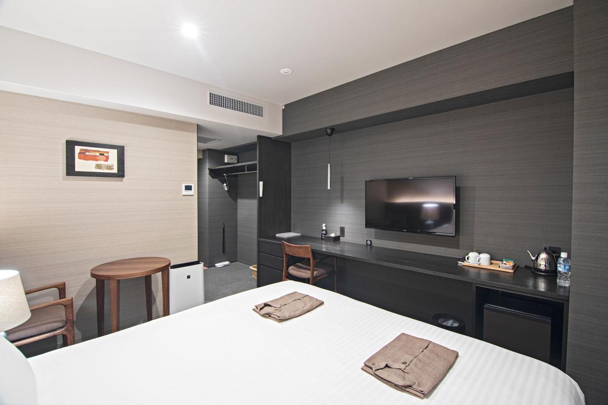 Ninja Black Hotel
