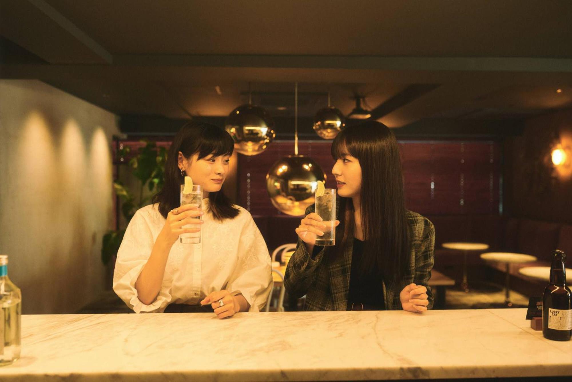 She, Hotel 3*