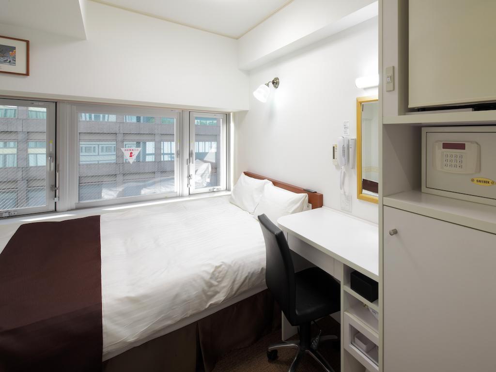 Hotel Check In Shijokarasuma Kyoto