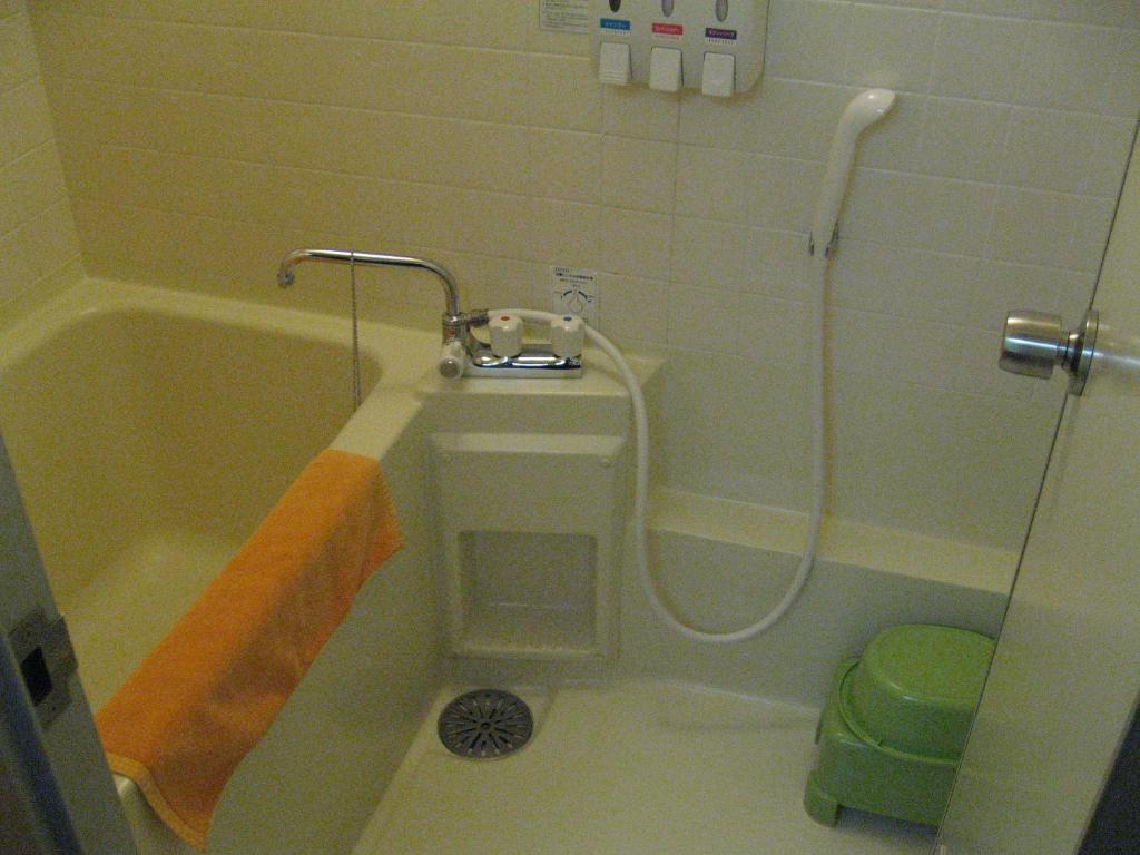 Hotel Gosho Nishi Heian 3*