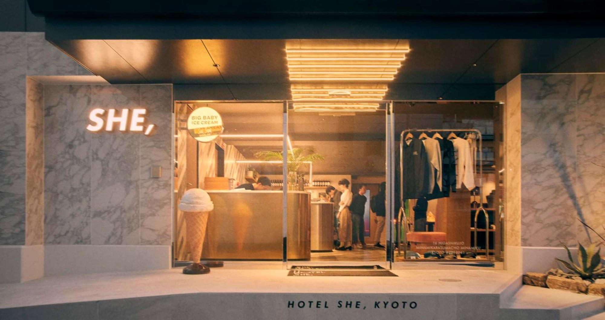 Hotel She, 3*