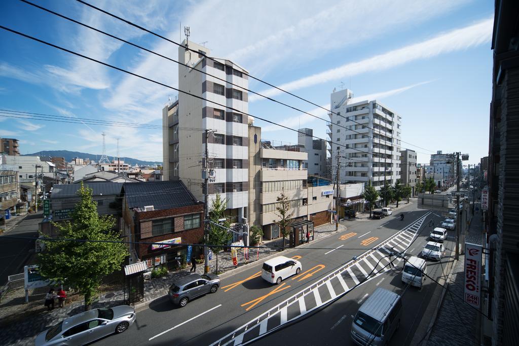 Yoko & Akira Guest house 2*