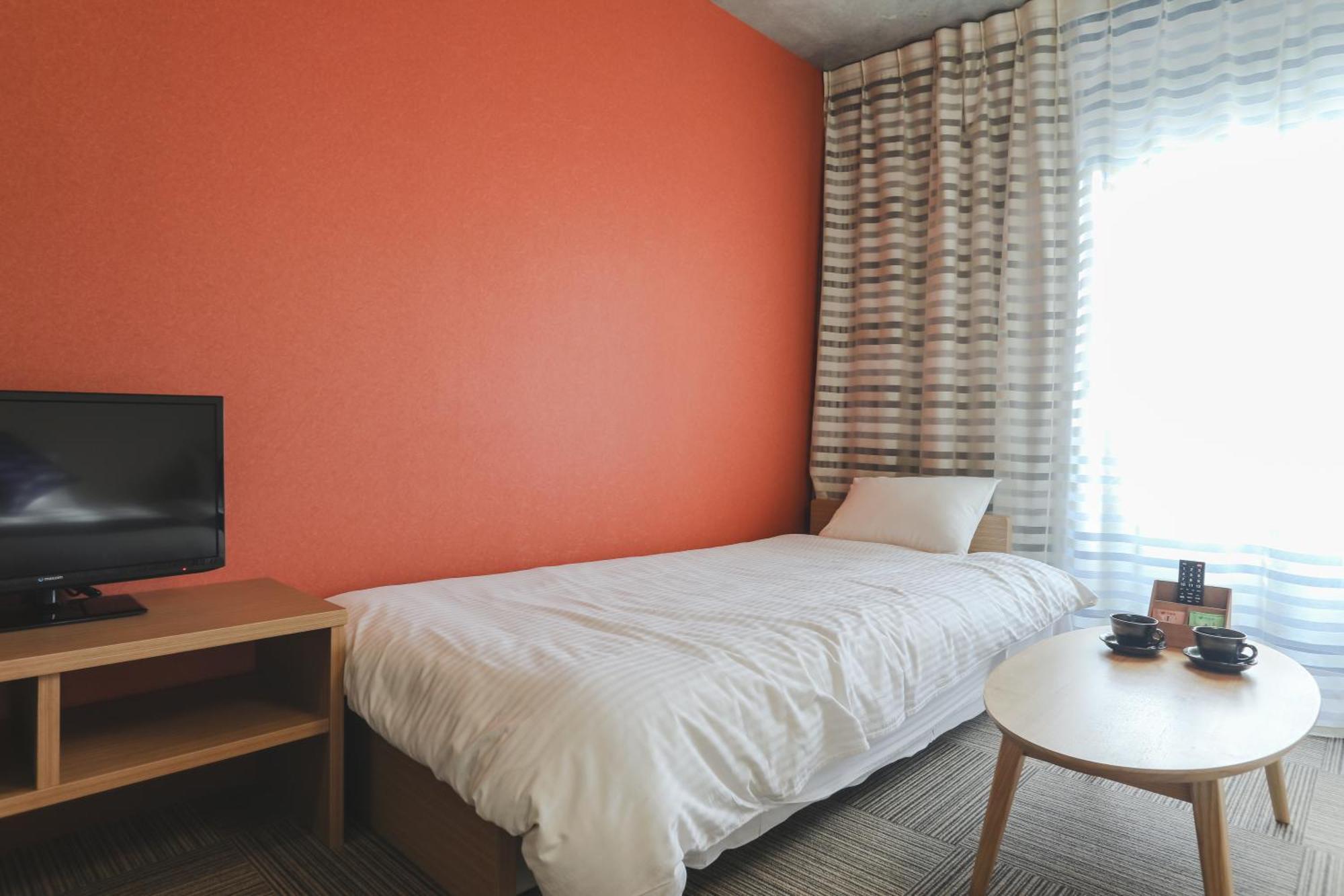 Naganoya Apartment