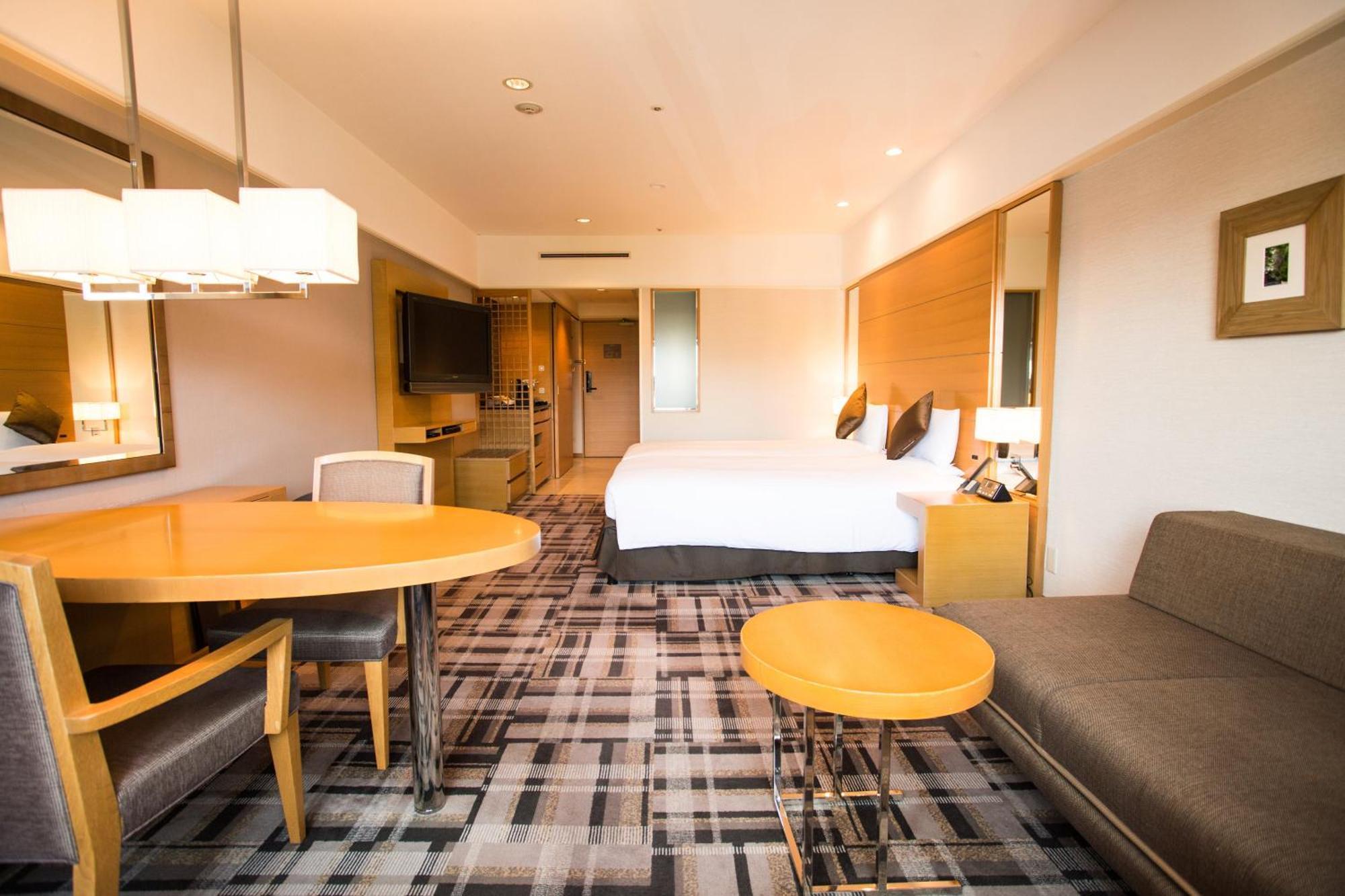 Hotel Brighton 5*