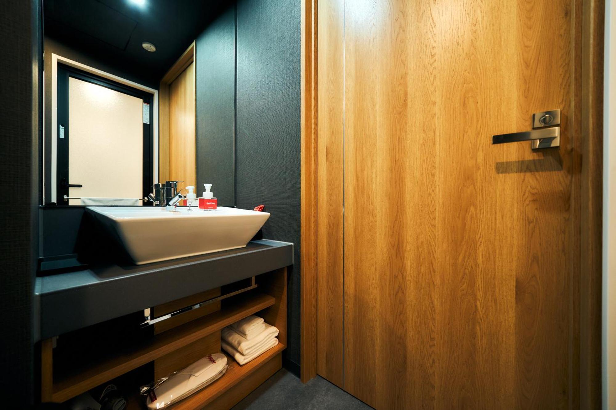 Guest house Rakuten Station Kyoto