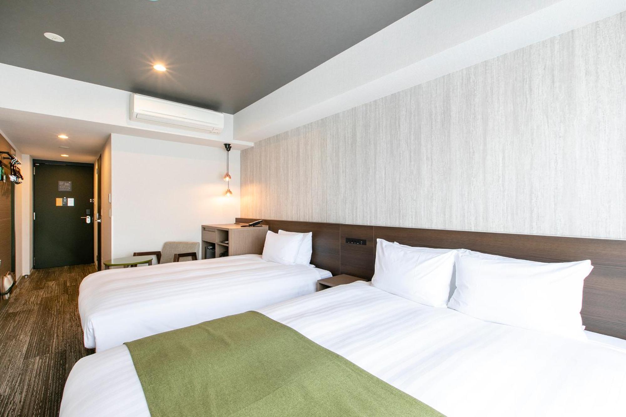 Wing International Premium Sanjo Hotel 3*