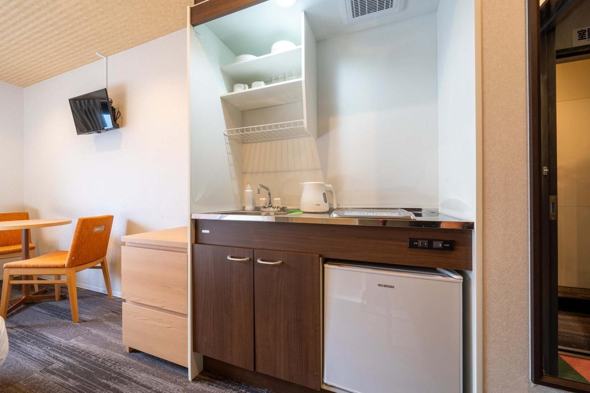 Resi Yasaka Apartment