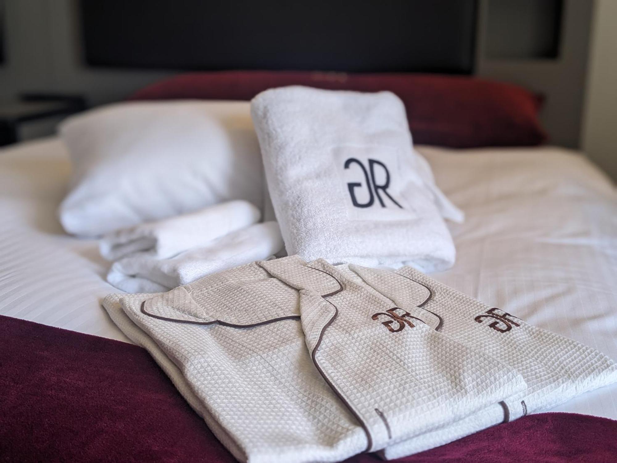 Hotel Rich Station South 3*