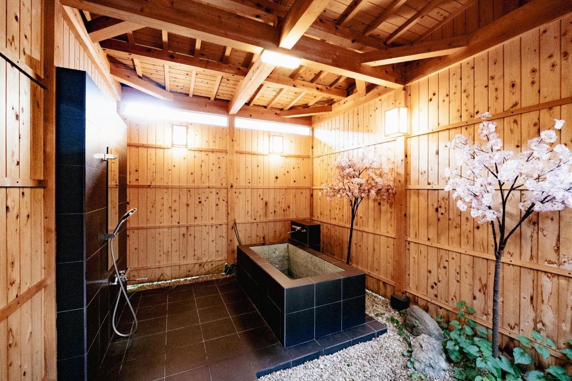 Apartment ～fushimi Inari～露天風呂付の一棟貸切のゲストハウス *