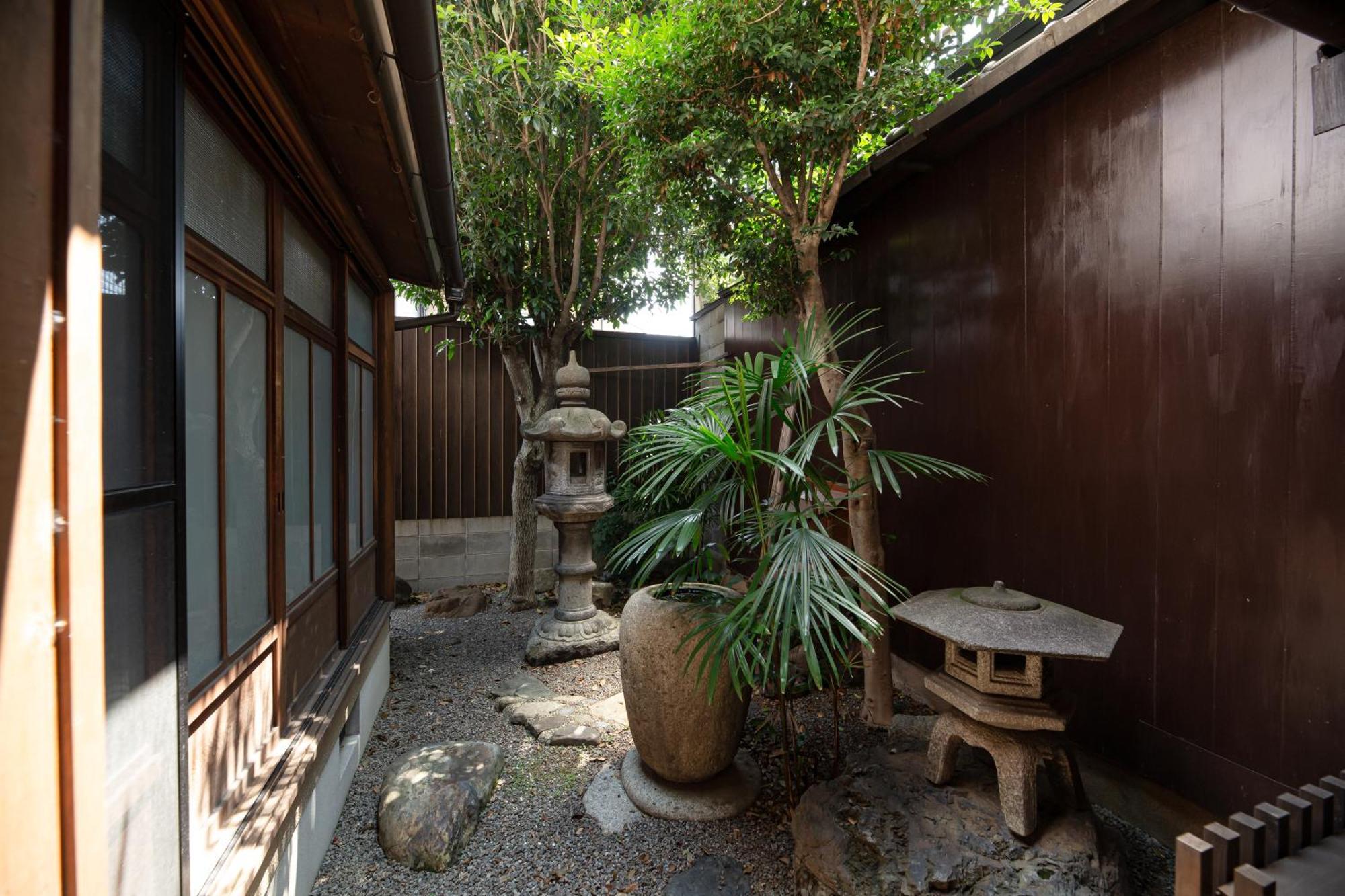 Guest house Hachi *