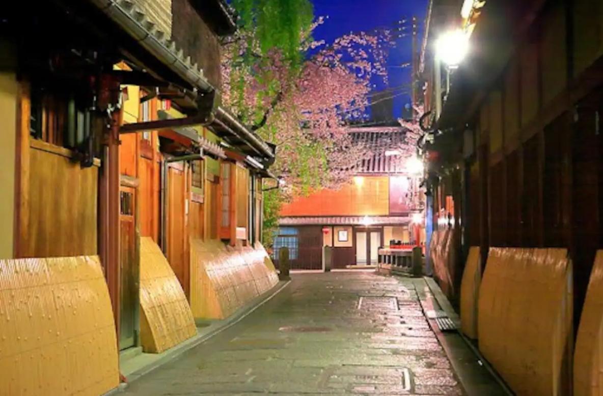 京輪家-kyorinya- 4 Free Bicycles Wholesale 80 M2