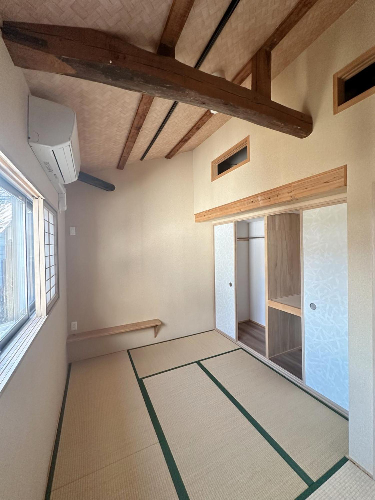 Maki's House Hidden Apartment *