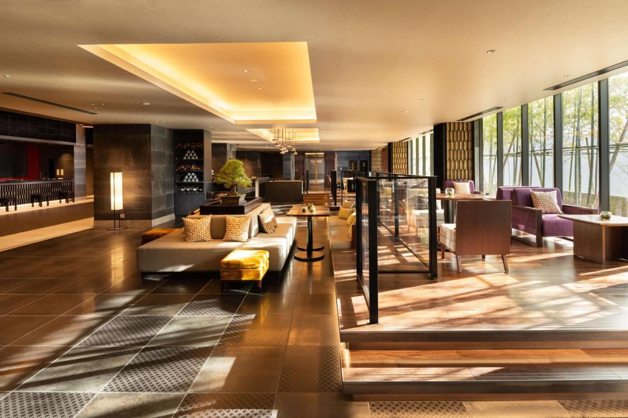 Doubletree By Hilton Station