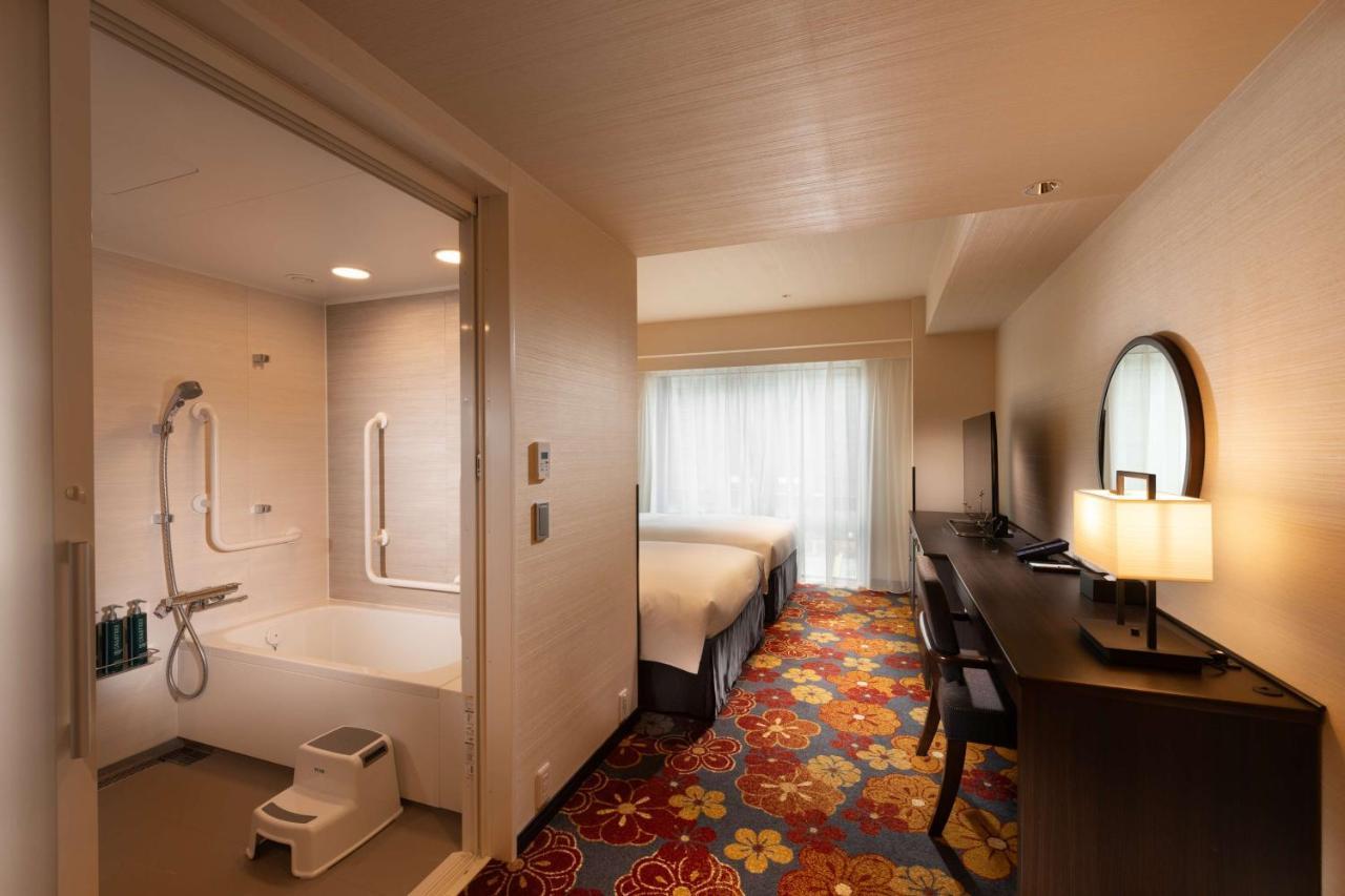 Doubletree By Hilton Station Hotel
