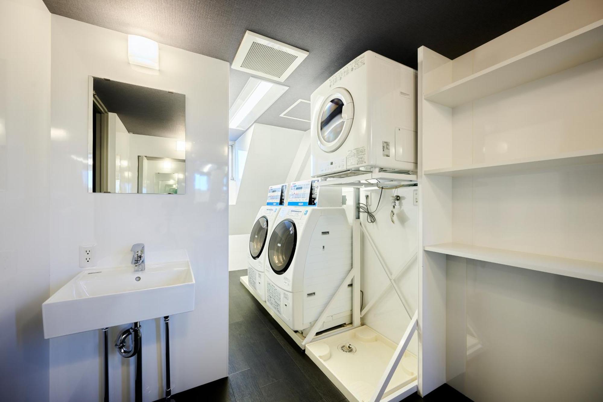 Capsule Continue Nijojokita Capsule hotel *