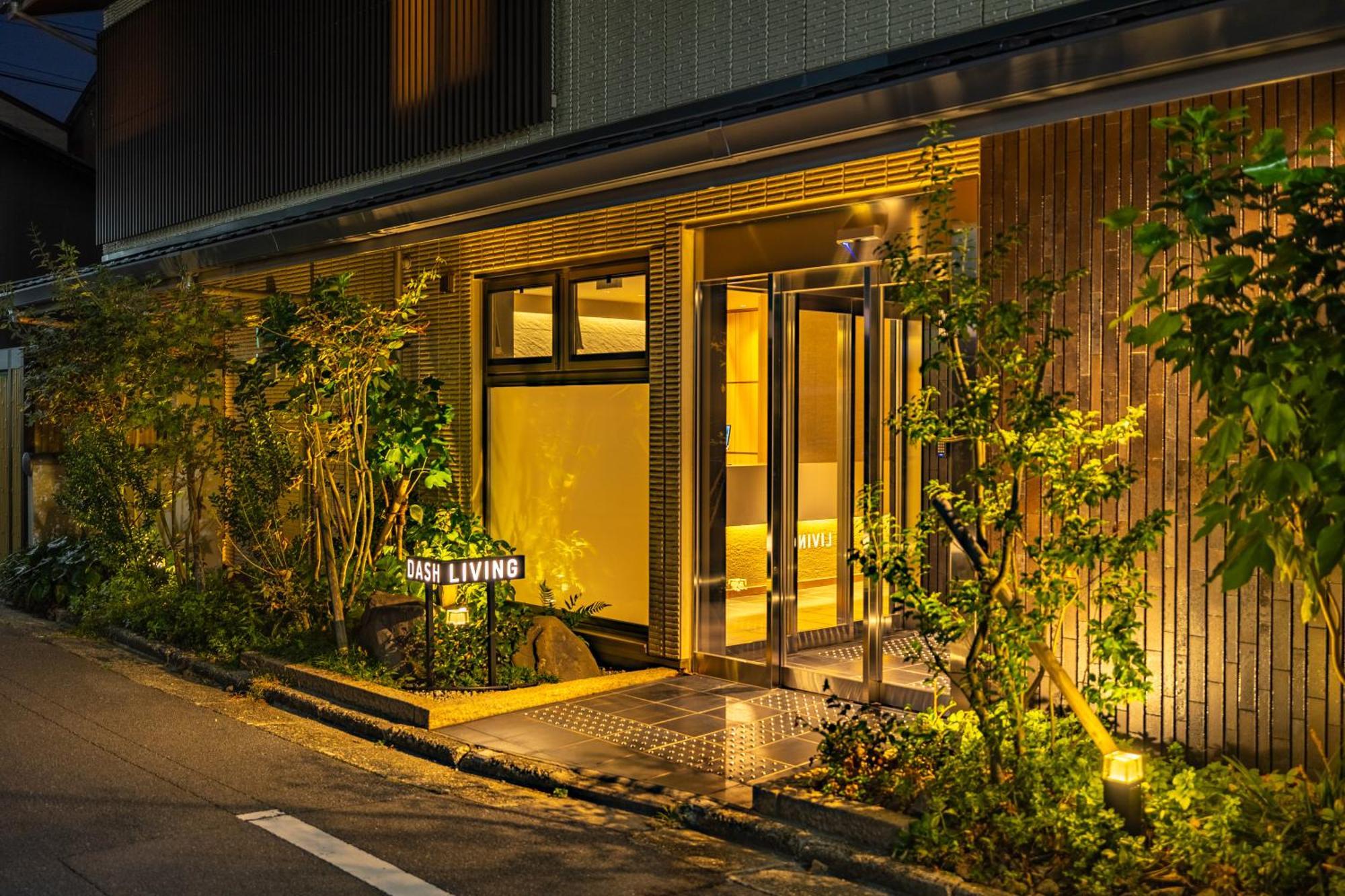 Hotel Dash Living Gojo