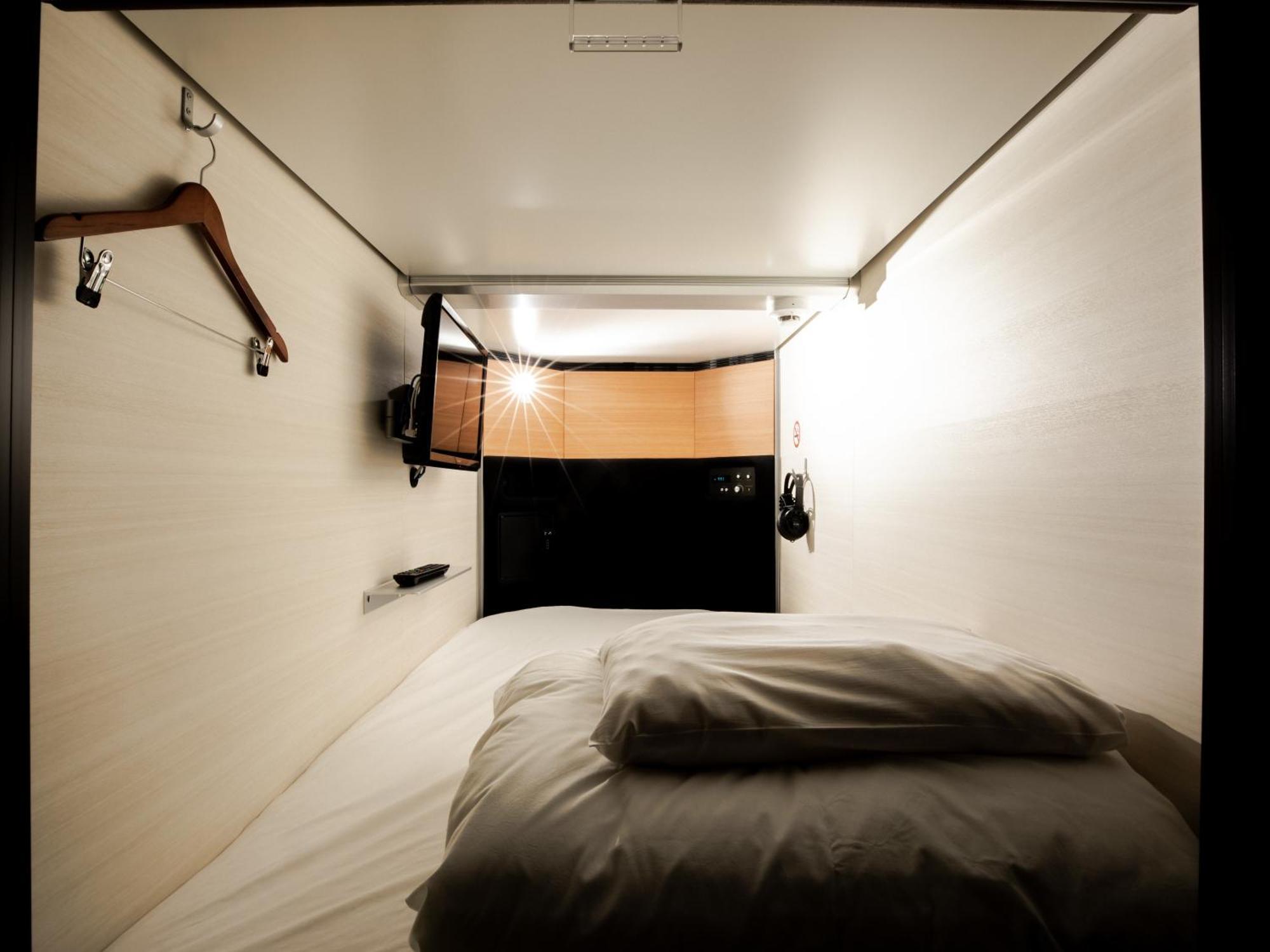 Glansit Kawaramachi Capsule hotel