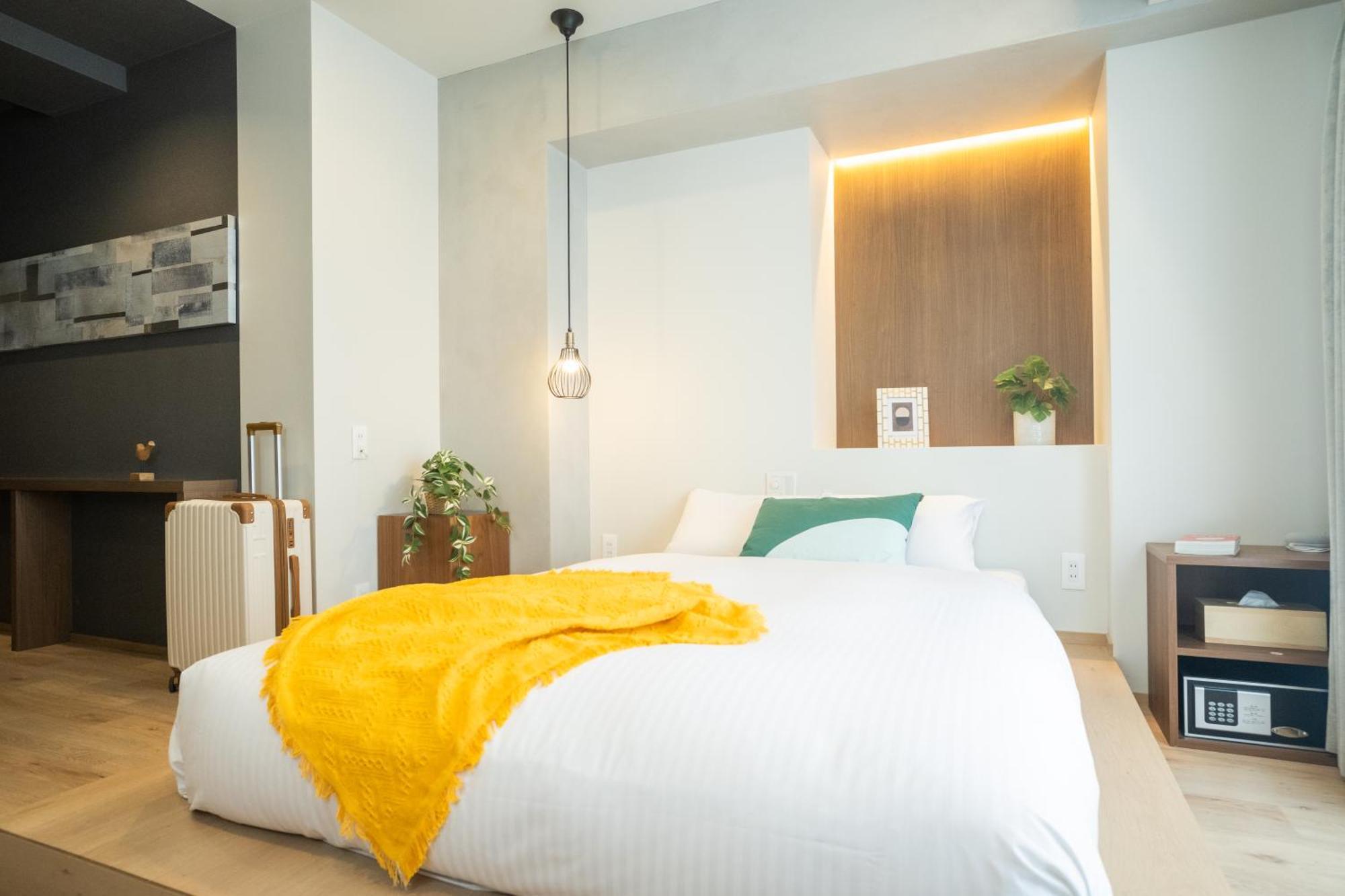 Wayfarer Shijo Hotel 3*