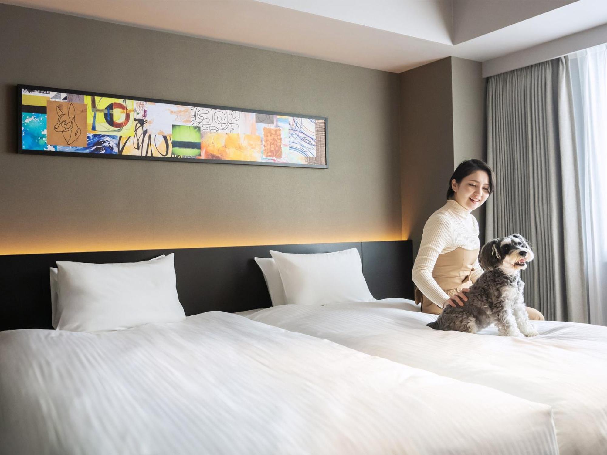 Anddoggy Nijo Hotel