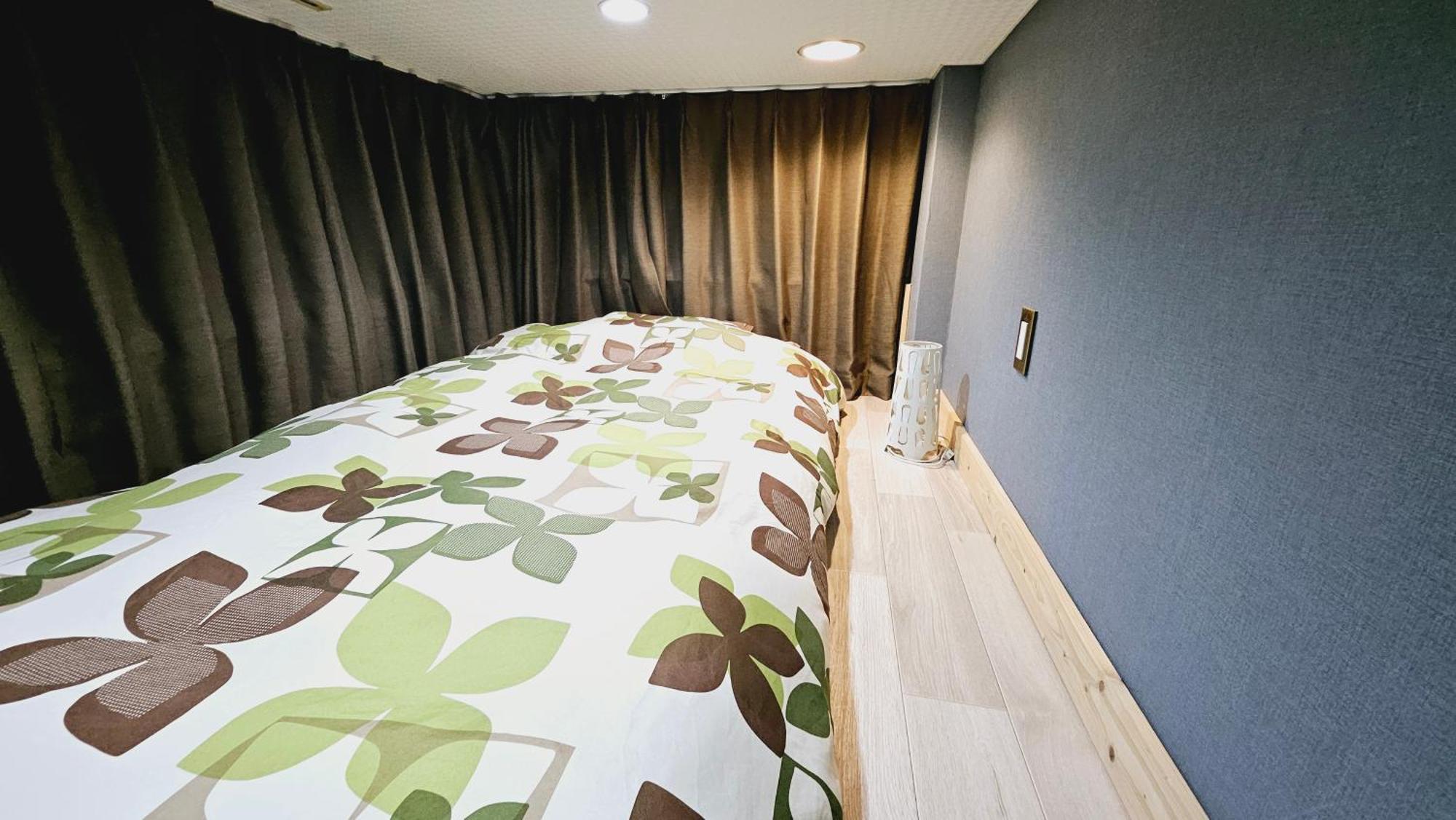 Royce Hanazono Apartment