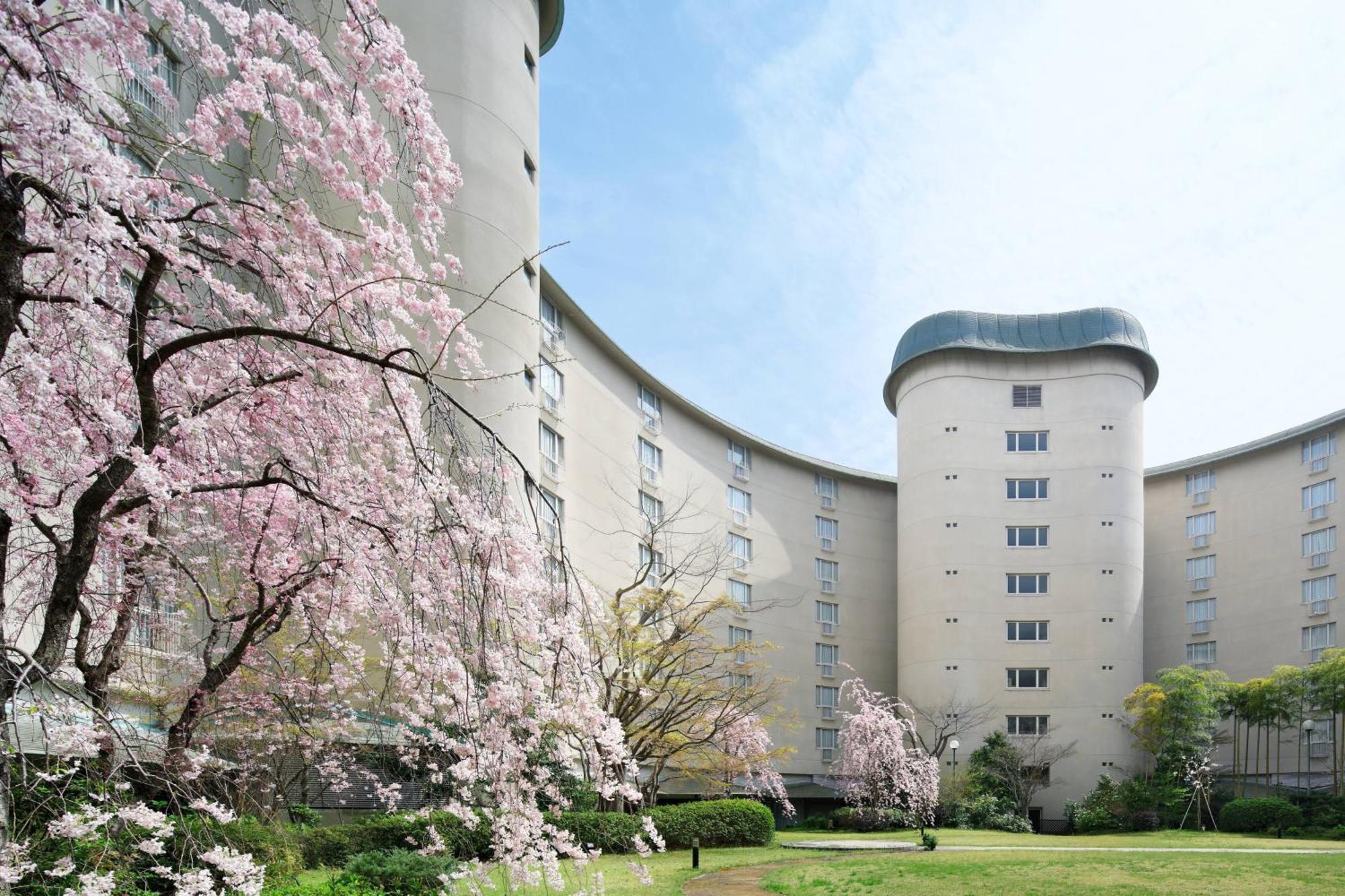 The Takaragaike, Autograph Collection Kyoto