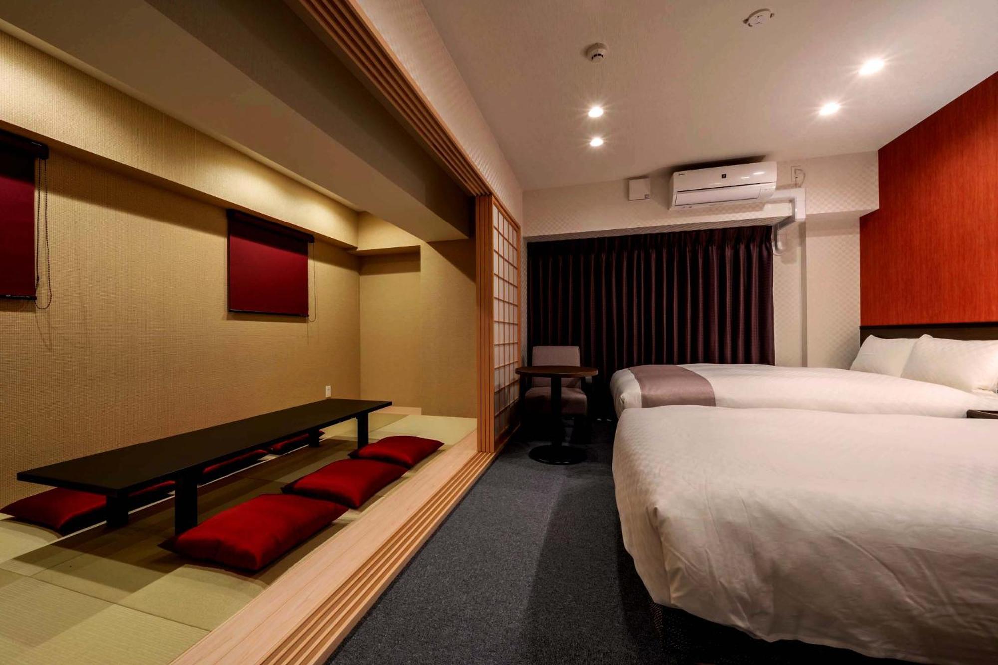 Resi Kyo Ryuvilux Nijo Apartment