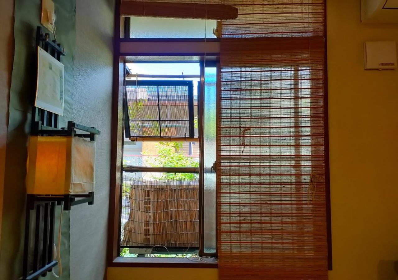 Shirakawa Kiraku Guest house 2*