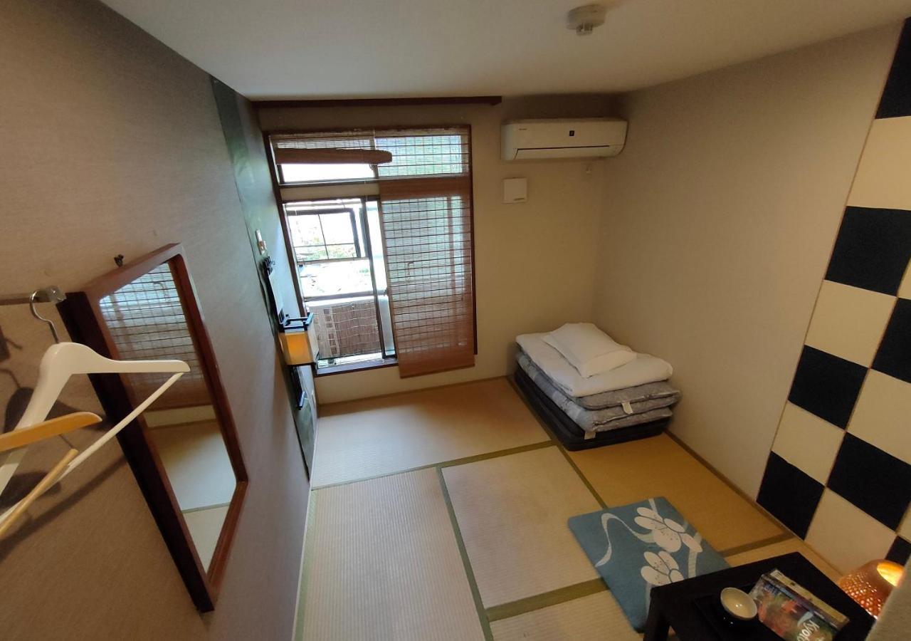 Guest house Shirakawa Kiraku 2*