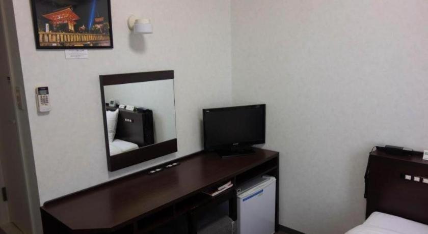 Plaza Annex Hotel 3*